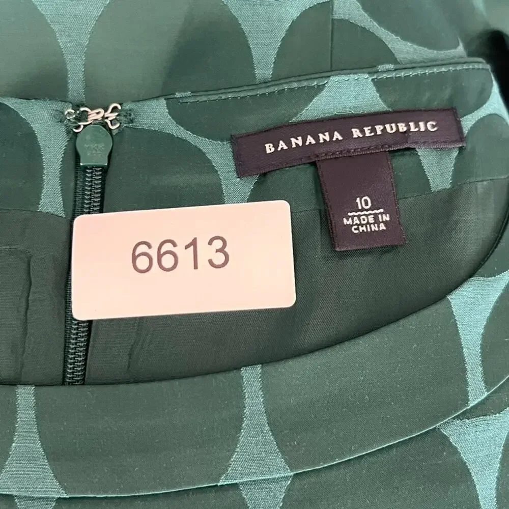 Banana Republic Dress Womens Size 10 Green Dotted Silky Sheath Wool Blend Midi